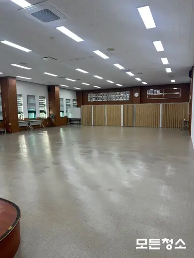 창원왁스코팅 관공서바닥 광택 작업 후기 현장 사진